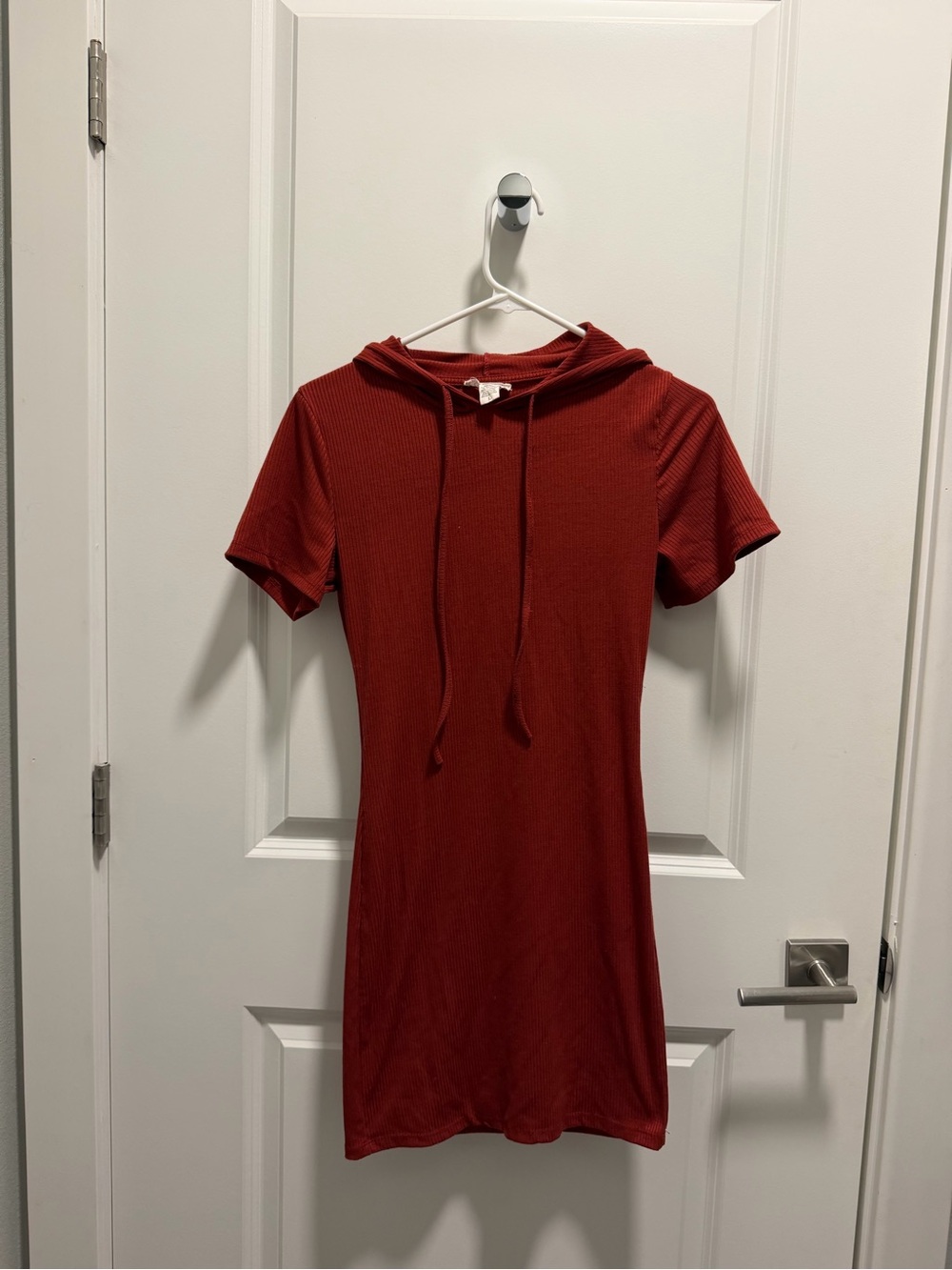 Short Sleeve Hooded Mini Dress in Rust